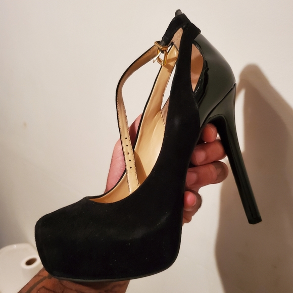 8 1/2 - Picture 7 of 16